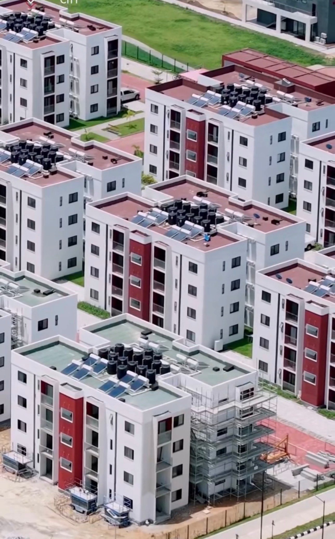 Screenshot Alaro city apartment