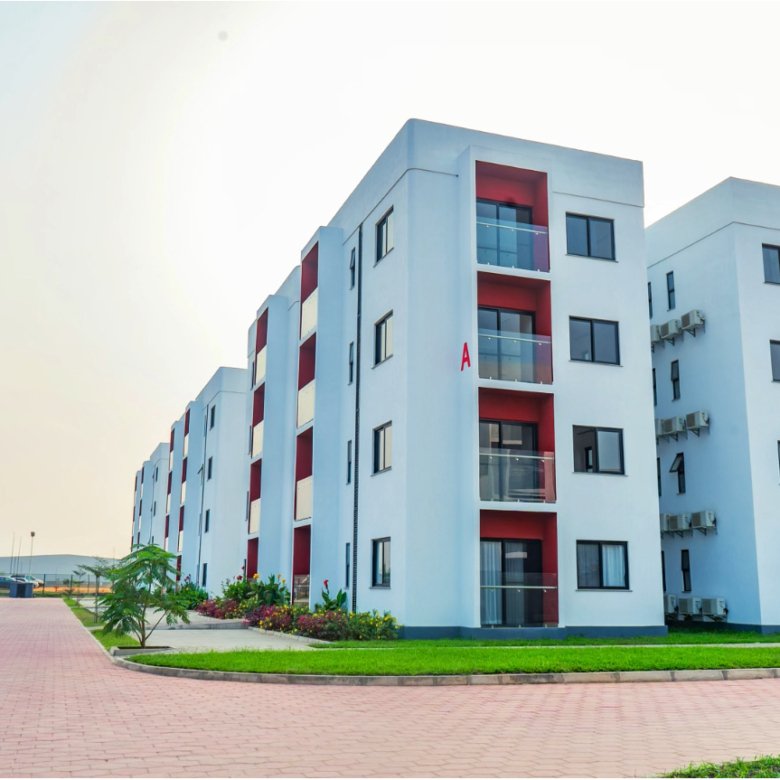 3 bedroom apartment for sale in Alaro city