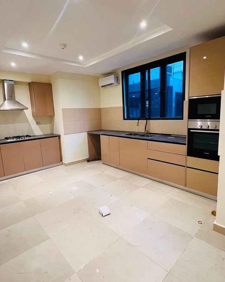 CBC3FE52-E7C7-42BA-8DB7-B6D51DF072BA 2 Bedroom apartment for sale in Lekki phase 1