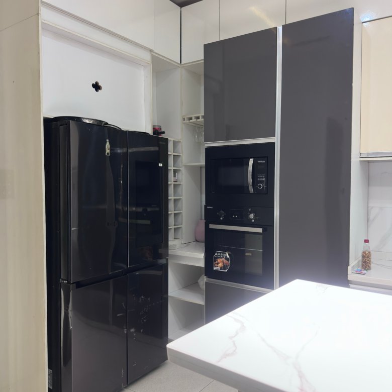 6 bedroom house for sale in Ajah