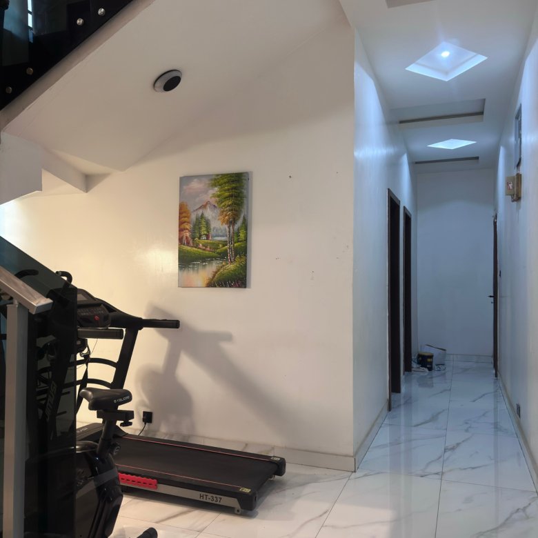6 bedroom house for sale in Ajah