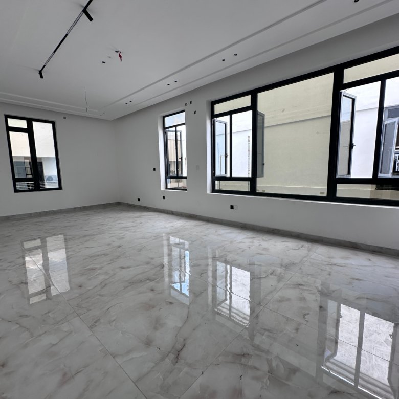 5 bedroom detached duplex in lekki phase 1
