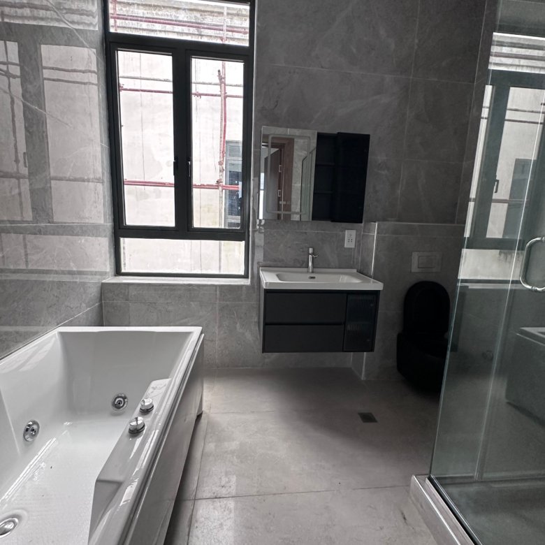 5 bedroom detached duplex in lekki phase 1